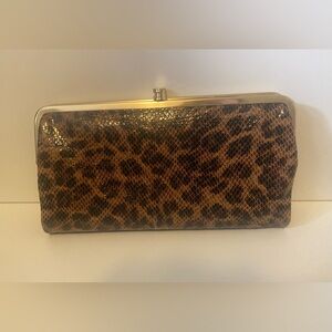 NWOT Hobo Lauren Leopard Print Clutch Bag